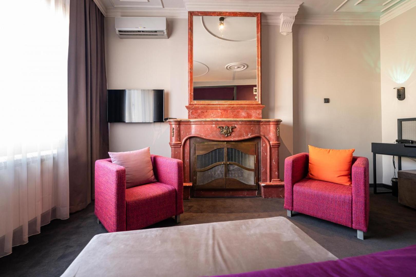 Хотел Artloft Garni 4*